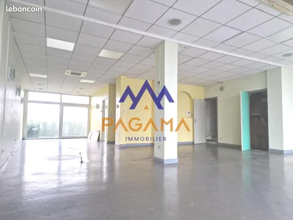 Local commercial 165 m² 