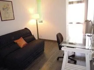 Studio 1 pièce 20 m² 