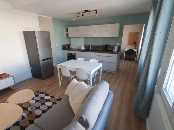 Appartement 1 pièce 66 m² 