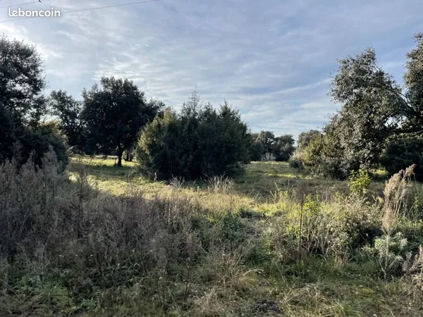 Terrain 468 m² Saint Siffret 