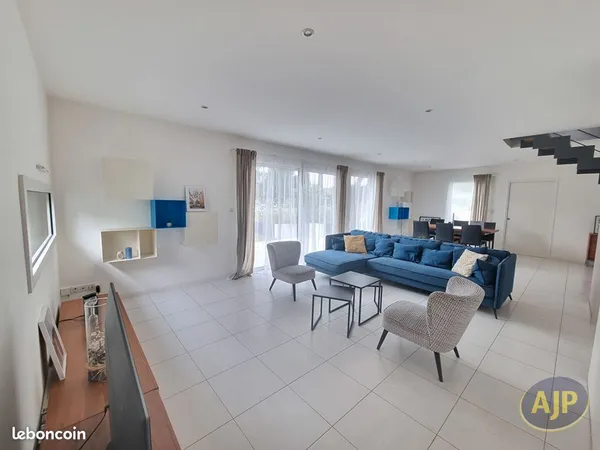 Maison 6 pièces 155 m² 