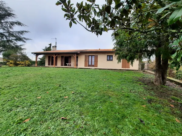 Maison 142 m2 à rafraîchir garage et jardin clos 