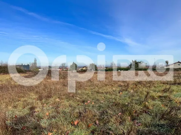 TERRAIN A VENDRE 