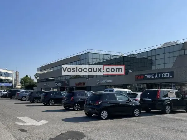 LOCAL COMMERCIAL A LOUER 