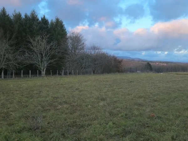 Av terrain constructible 1262m2 