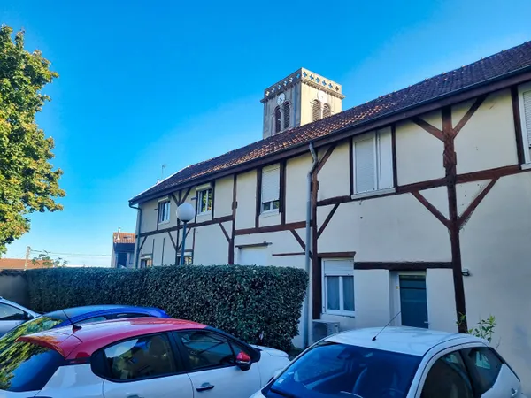T2 - Saint-Priest Village 