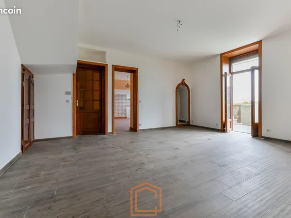 Appartement 5 pièces 144 m² 