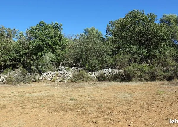 Terrain 3108 m² 