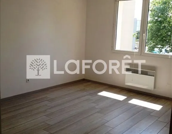 Studio 1 pièce 23 m² 