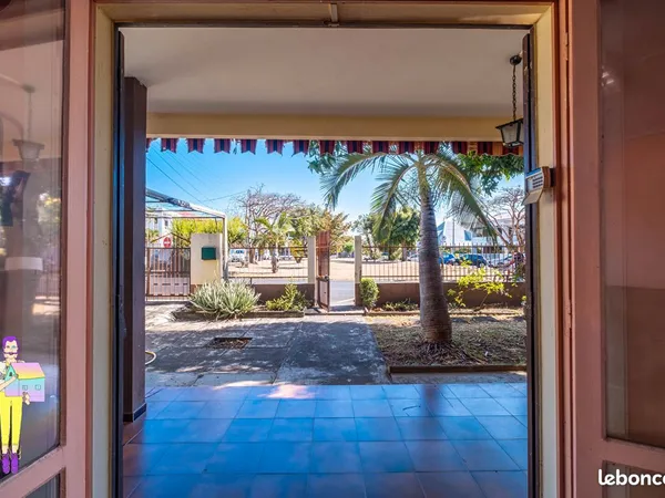 Maison 5 pièces 161 m² 