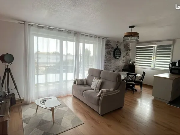 ARRAS/ Appartement T2 49m2 + balcon 