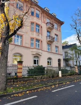 Appartement 7 pièces 209 m² 
