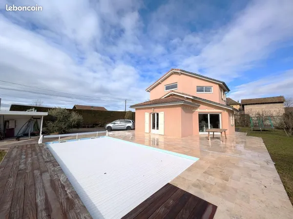 Villa 5 pièces 160 m² 