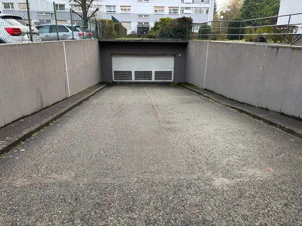 Parking 15 m² 