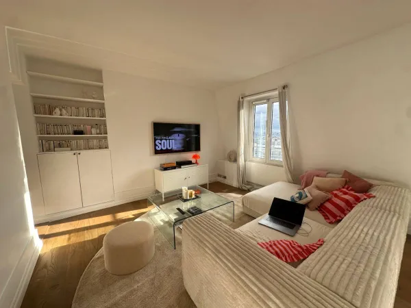 Sous-loue chambre dans colocation en appartement 