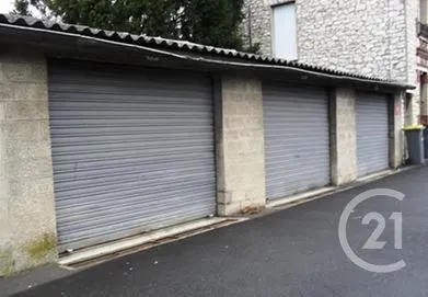 Box de stockage 20 m² 