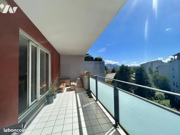 Appartement 4 pièces 83 m² 