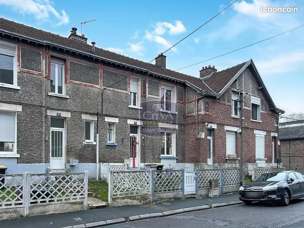 Maison 12 pièces 245 m² 