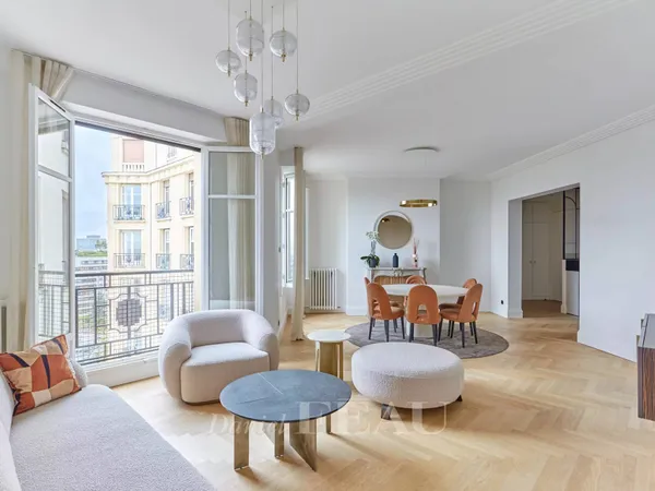 Paris XVIe - Muette, rue Raynouard 