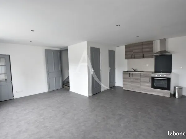 Maison 2 pièces 56 m² 