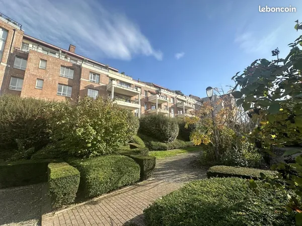 Appartement 4 pièces 121 m² 