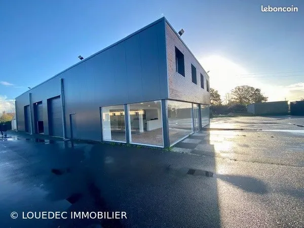 Entrepôt 330 m² FOUESNANT 