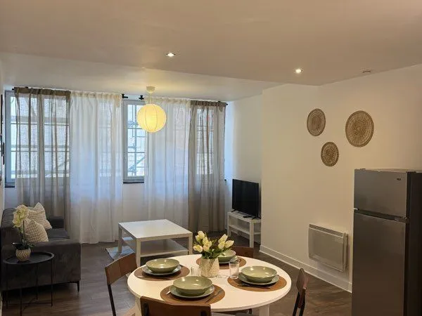 Appartement meublé F2 