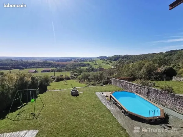 Maison 10 pièces 230 m² 