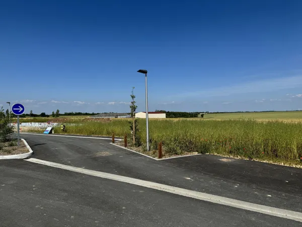 Terrain à bâtir de 287 m² à ANDILLY (17) 