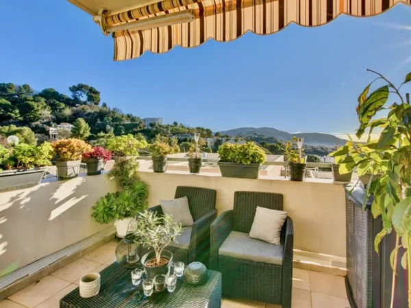 Nice Nord – 4 pièces familial avec terrasse, vue dégagée