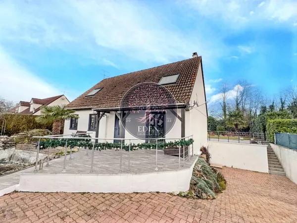 Maison 9 pièces 145 m² 