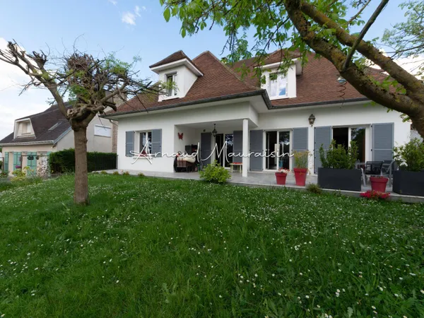 Vends maison familiale de 180m² avec joli jardin 