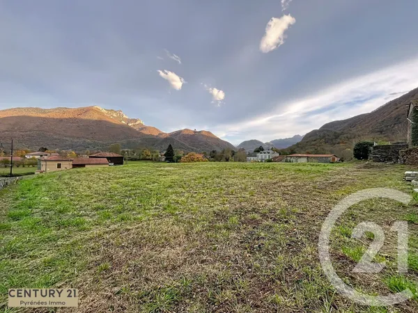 Terrain 1065 m² 