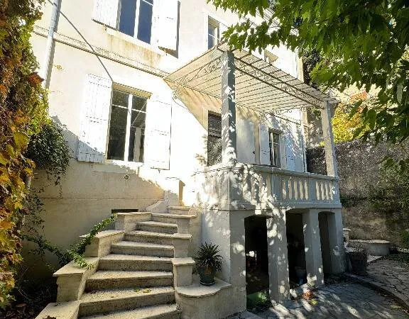Maison 7 pièces 204 m² 