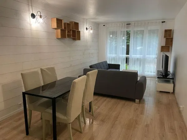 Beau F3 traversant meublé 62m² 