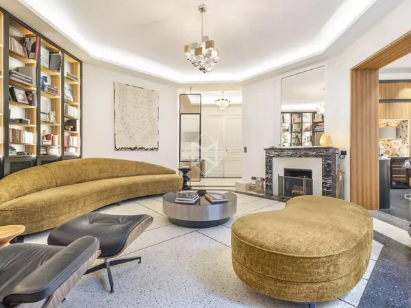 Paris 8ème : Appartement familial d'exception 