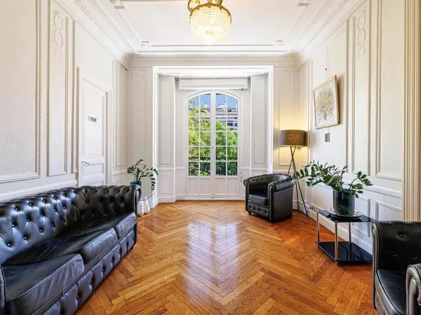Appartement 3 pièces 106 m² 