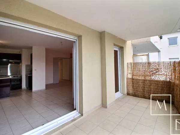 A LOUER, Montpellier, Croix d'Argent T3 61m2 avec balcon, ga 
