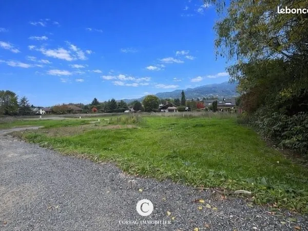 Terrain 1 160 m² Fillinges 