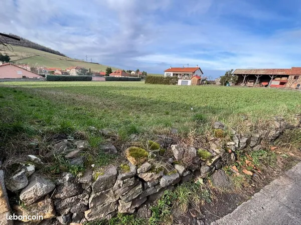 Terrain 1522 m² Saint-Yvoine 