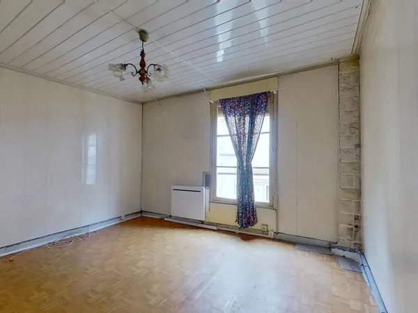 Studio 1 pièce 17 m² 