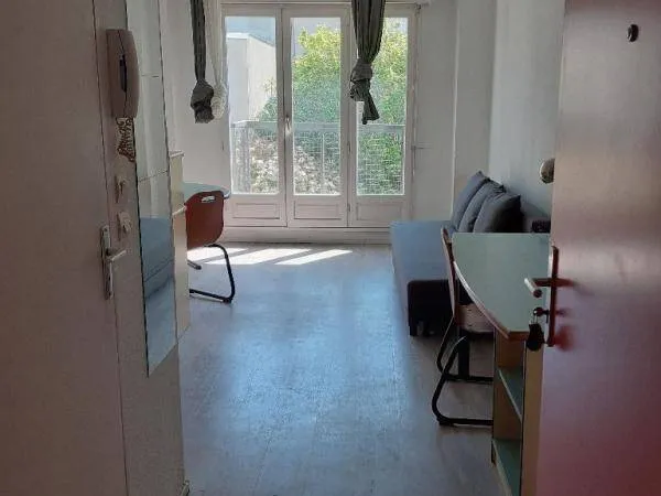 Appartement 1 pièce 18 m² 