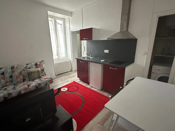 Studio 1 pièce 18 m² 