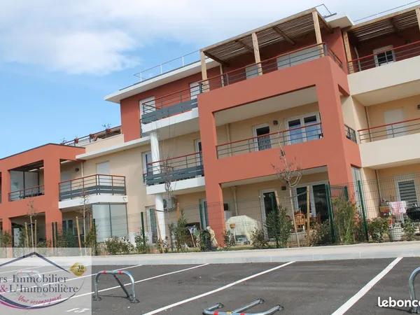 Parking/box 13 m² Cuers 