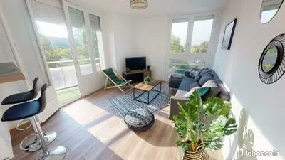 Chambre dans colocation 330 HC 