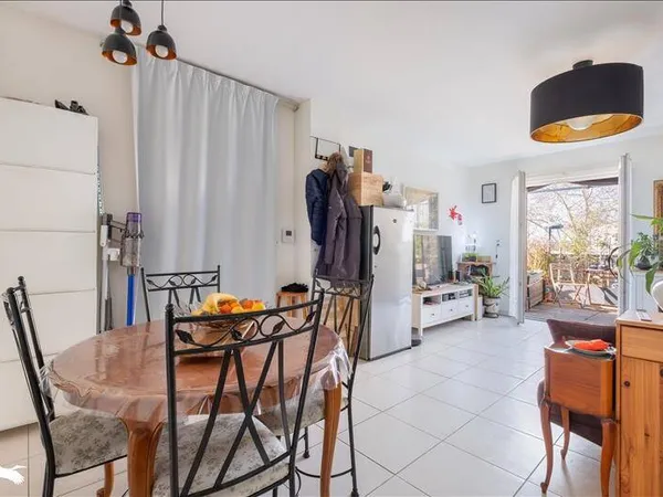 Appartement 3 pièces 63 m² 
