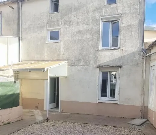 Maison 8 pièces 105 m² 