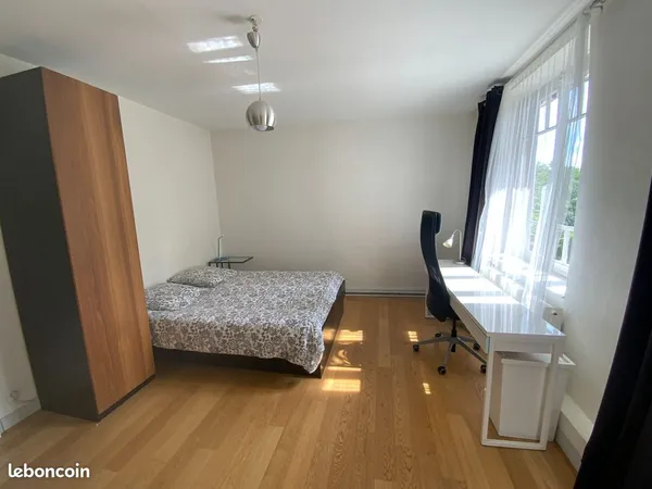 Location chambre 400 St Genis-Laval 