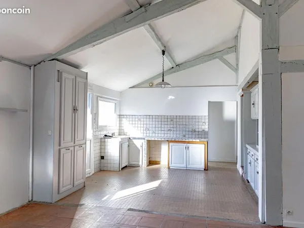 Appartement 3 pièces 84 m² 