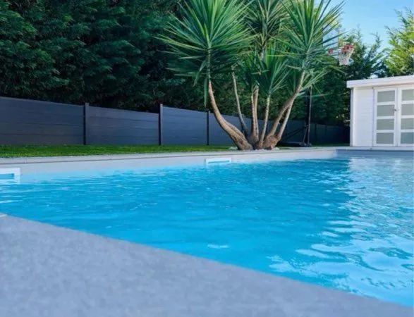 Villa 6 pièces avec piscine 